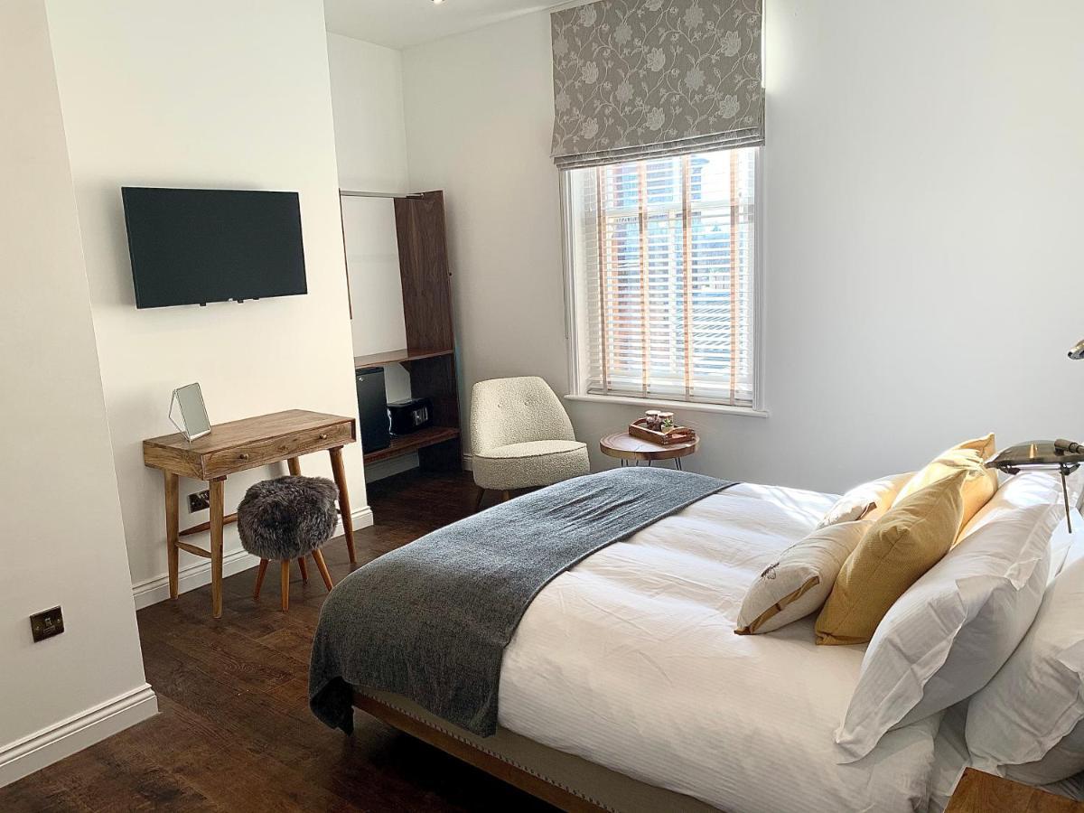 Upstairs At 33 - Self Check In Boutique Accommodation In Worcester Centre 外观 照片