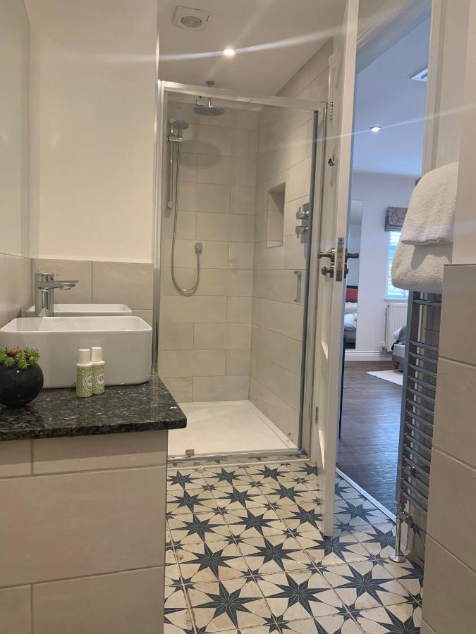 Upstairs At 33 - Self Check In Boutique Accommodation In Worcester Centre 外观 照片