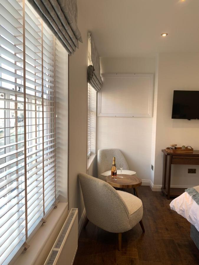 Upstairs At 33 - Self Check In Boutique Accommodation In Worcester Centre 外观 照片